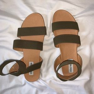 Practically new Steve Madden sandals